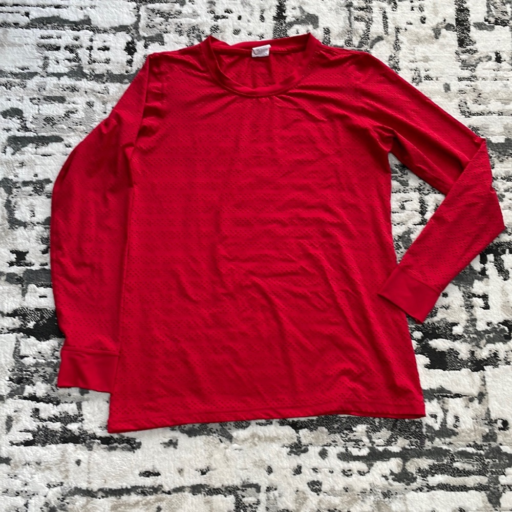 Red Zyia Active long sleeve shirt.  Size M